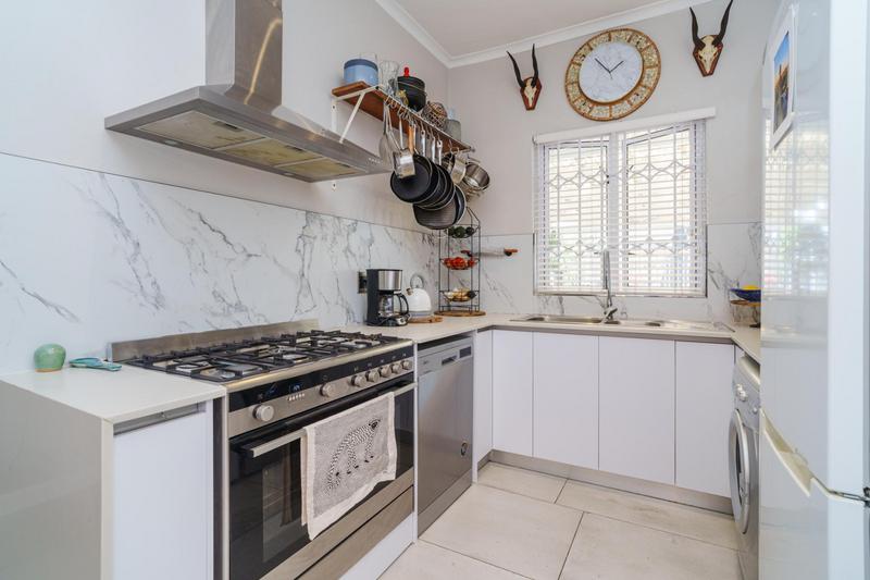 3 Bedroom Property for Sale in Harfield Village Western Cape